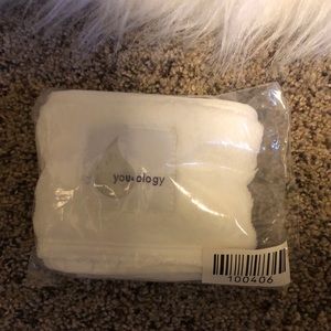 Younique Velcro Headwrap